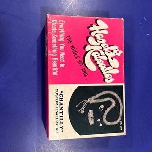 Vintage Hazels Kaboodles “Chantilly” Custom jewelry kit HK204 made in California